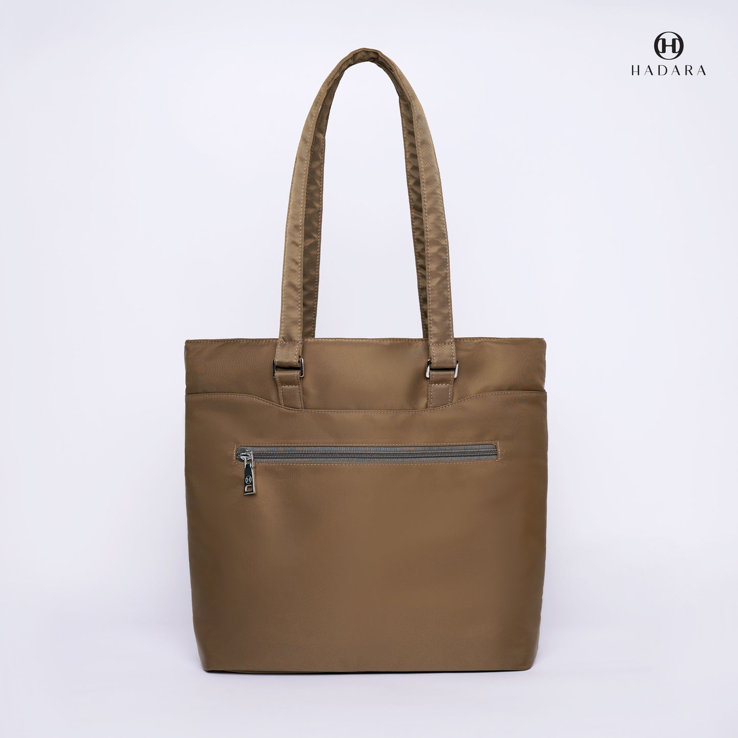 Classic 39: Oversized Tote Bag with Ultimate Functionality