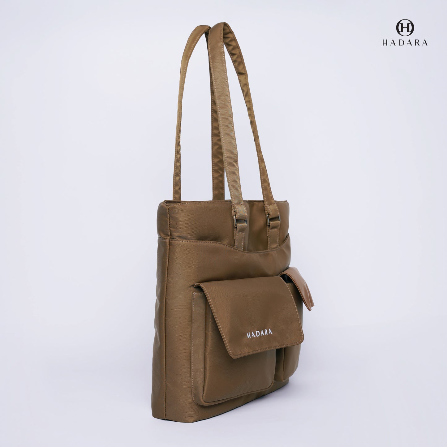 Classic 39: Oversized Tote Bag with Ultimate Functionality