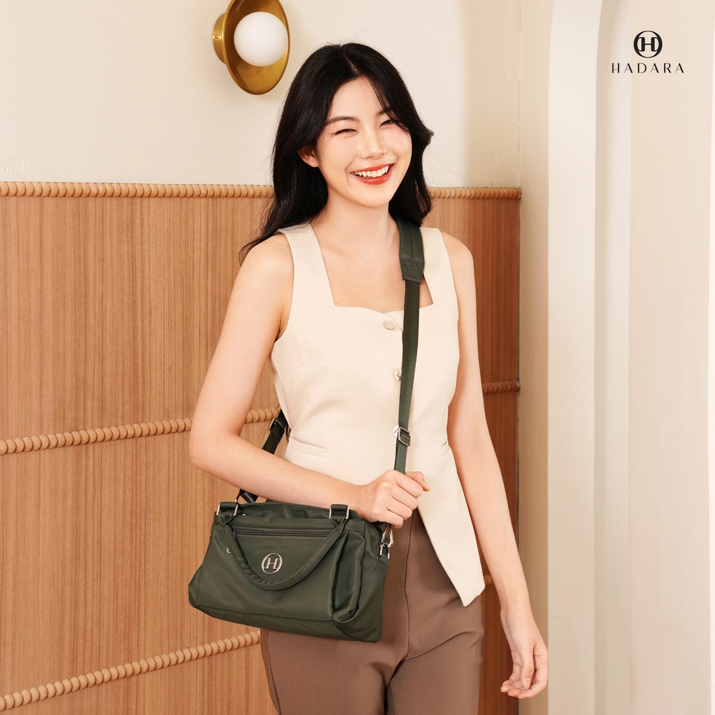 Classic 89: Stay Organized Like a Pro – with 12 Smart Compartments!