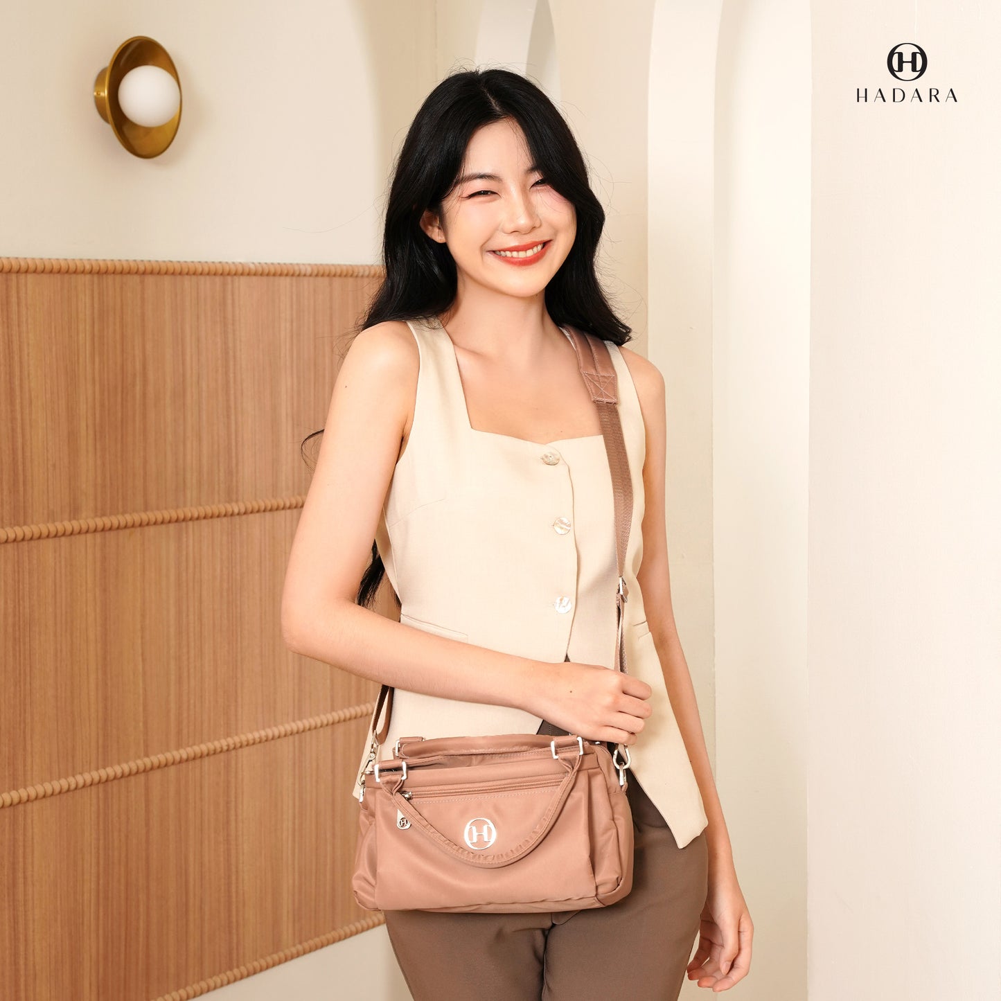 Classic 89: Stay Organized Like a Pro – with 12 Smart Compartments!